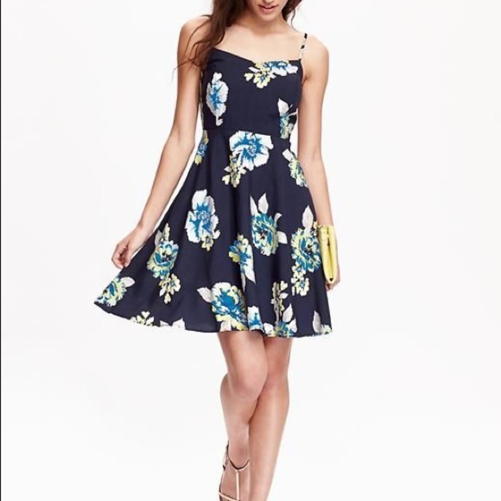 Old navy fit n flare summer dress